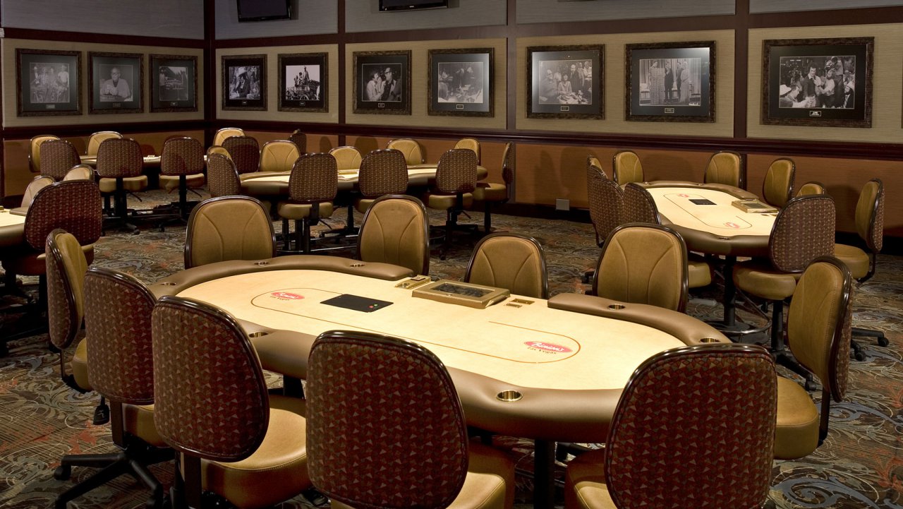 Online Poker Room